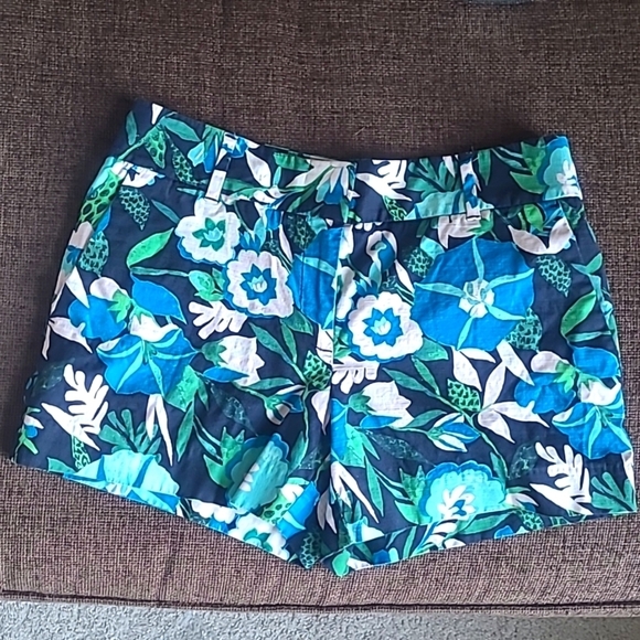 LOFT Riviera Navy Blue Floral Tropical Print Tailored Cotton Blend Summer Shorts - Picture 4 of 15